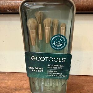 EcoTools Sea Gems Collection with Green Accents